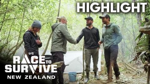 Two Teams Strike a Deal to Survive | Race To Survive: New Zealand (S2 E4) | USA