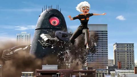 Chased by a giant robot! | Monsters vs. Aliens | CLIP