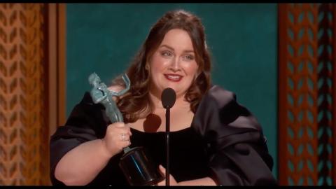 Jessica Gunning: Award Acceptance Speech | The 31st Annual SAG Awards