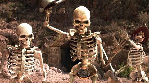 Attack of the Skeletons | Spy Kids 2 | CLIP